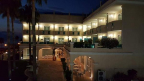 Гостиница Gardenia Hotel  Лаццаро